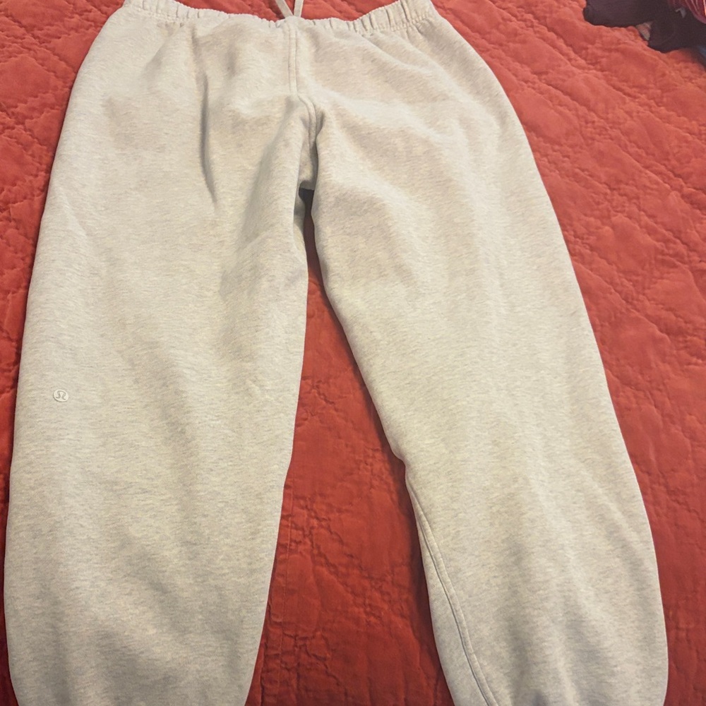 Lululemon scuba joggers - Picture 4 of 5
